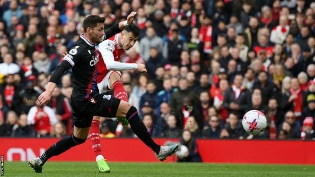 Arsenal củng cố vững chắc hơn ngôi vương trên bảng xếp hạng Ngoại hạng Anh năm nay